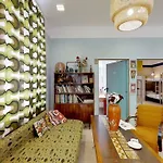 Press Hostel *