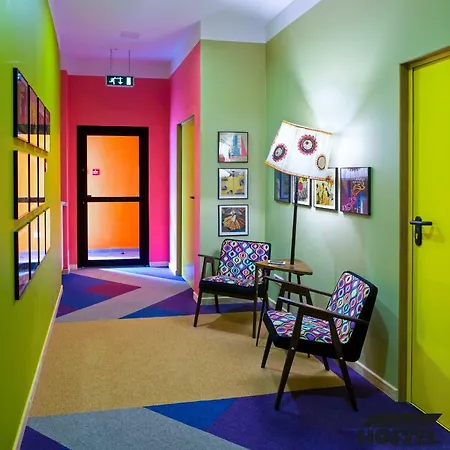 Hostel Press *