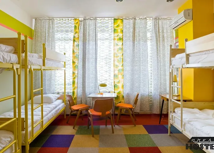 Press Хостел *